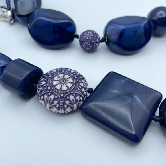 Chico’s Statement Necklace Blue Resin Beads Purple Floral Accents - Picture 6 of 7